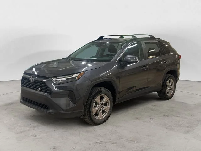 2023 Toyota RAV4 XLE AWD's photo