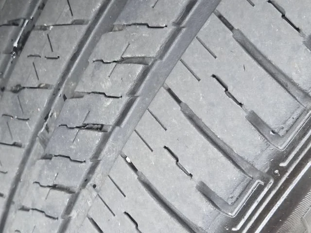 Used 2024 Silver Zynith Jeep Altitude X image 18