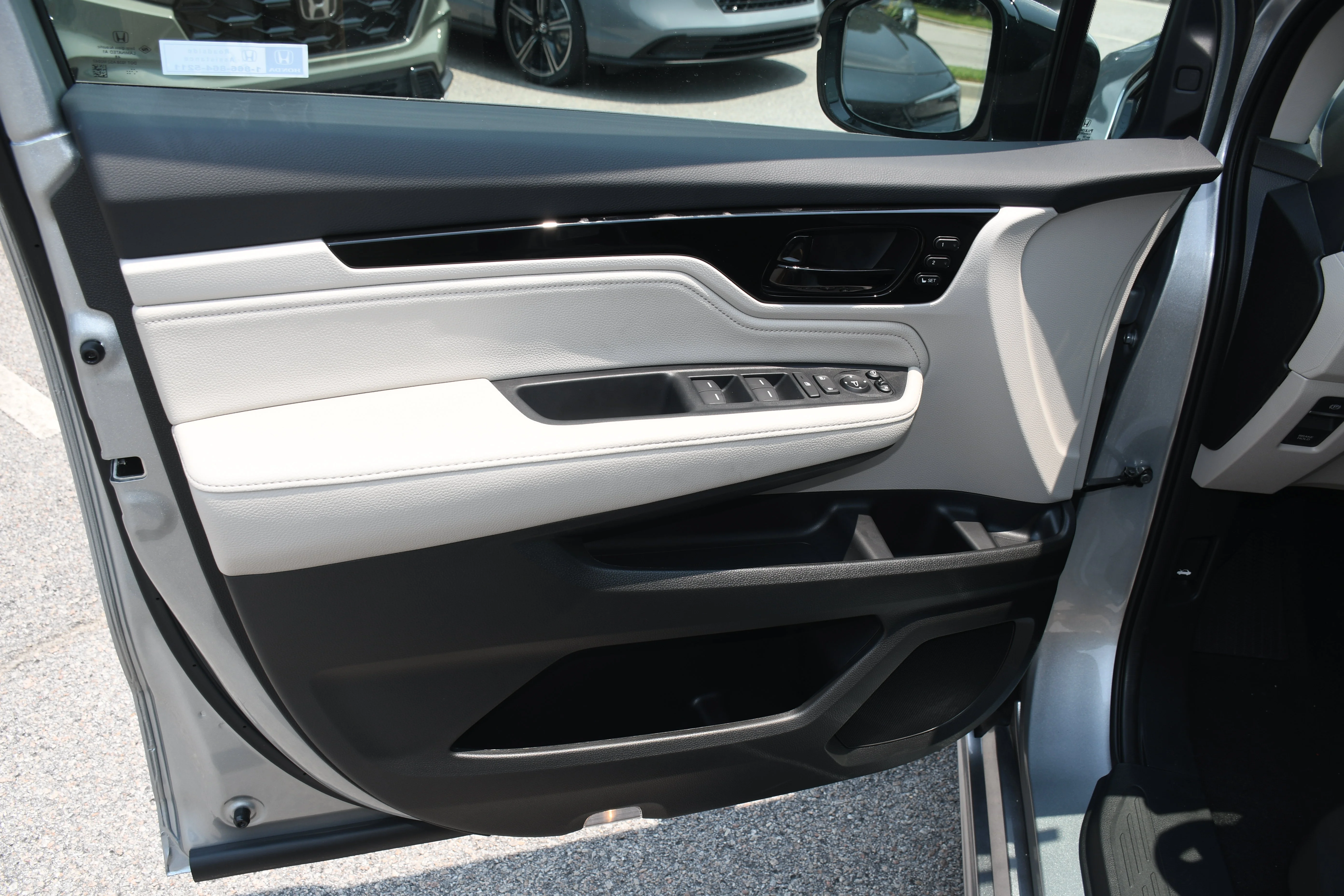 New 2026 Solar Silver Metallic Honda Elite image 5