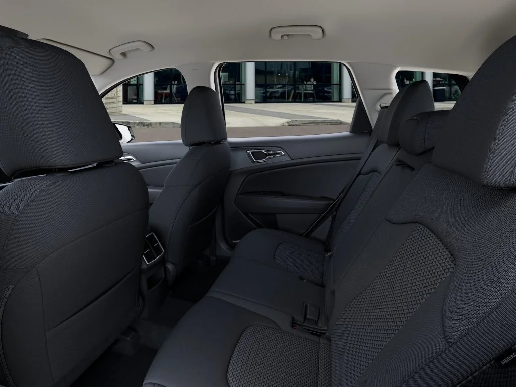 New 2027 Snow White Pearl Kia S image 18