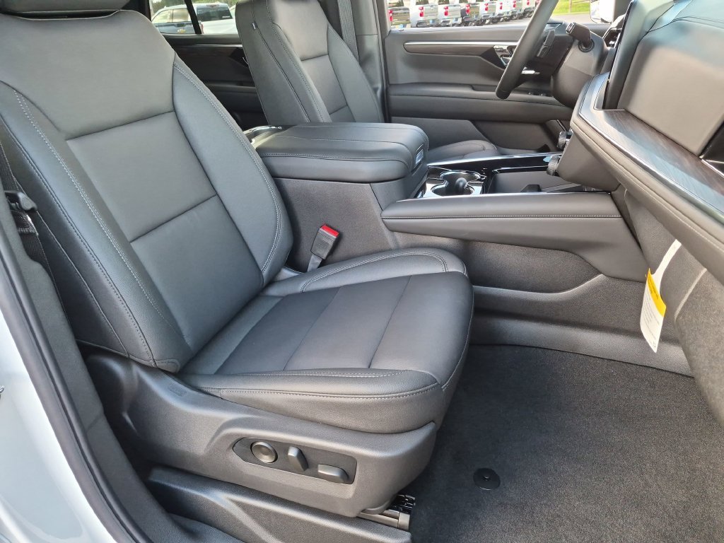 2026 Chevrolet Tahoe LT - Photo 33