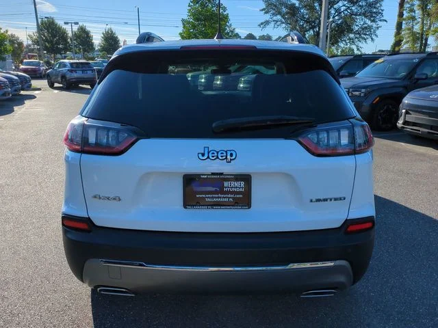 Used 2022 White Jeep Limited image 6