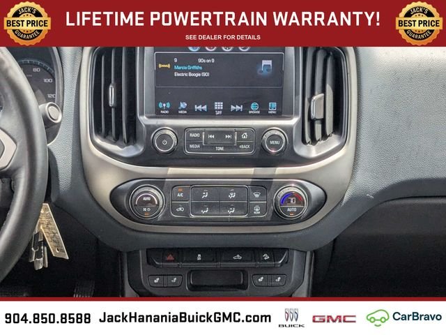 Used 2016 Red Chevrolet Z71 image 17