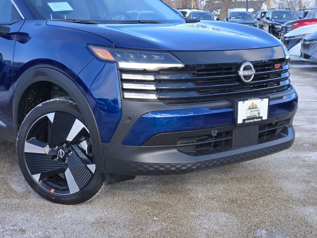 New 2026 Deep Blue Pearl Nissan SR image 2
