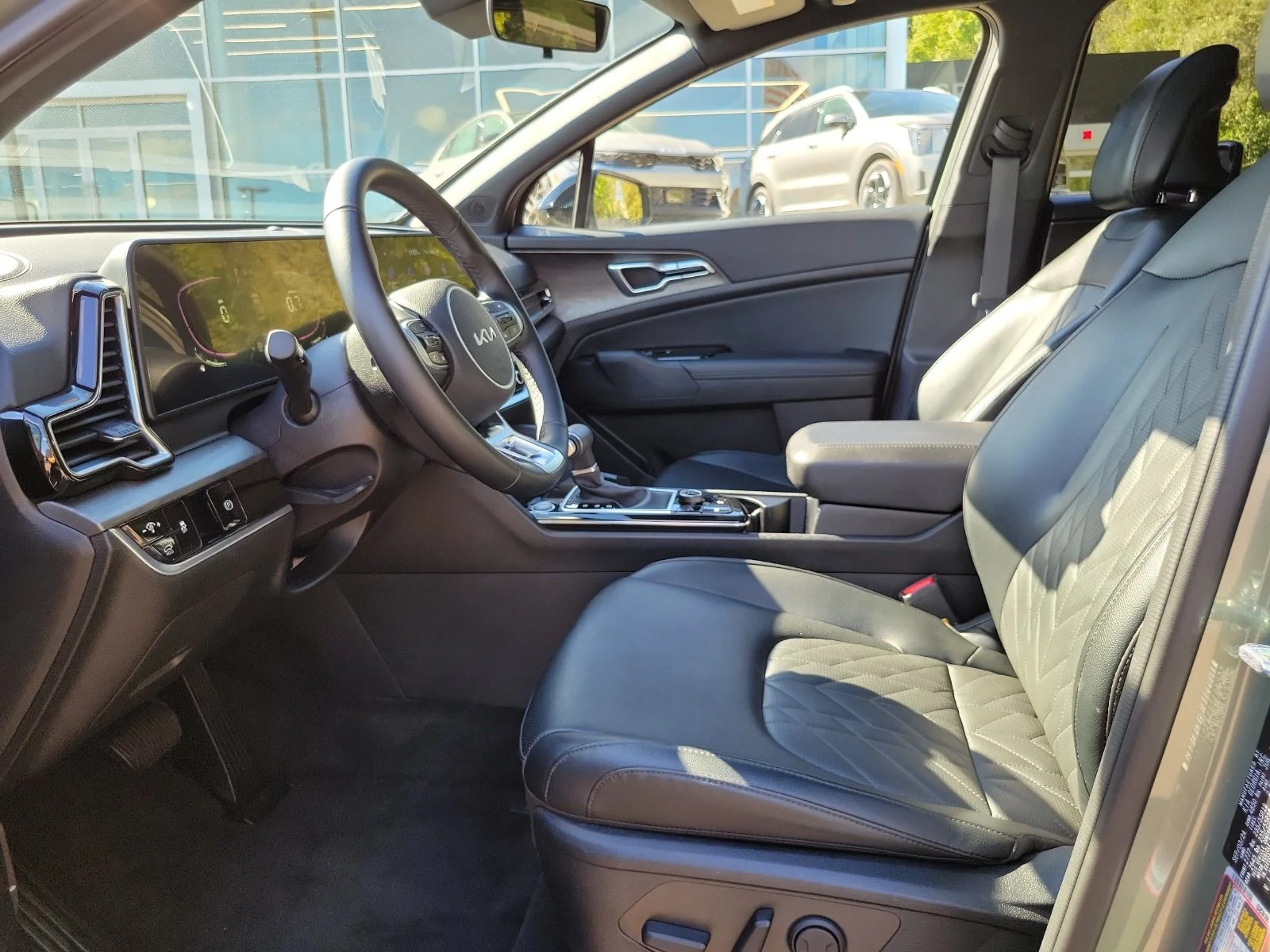 Certified Used 2025 Green Kia X-Line image 9