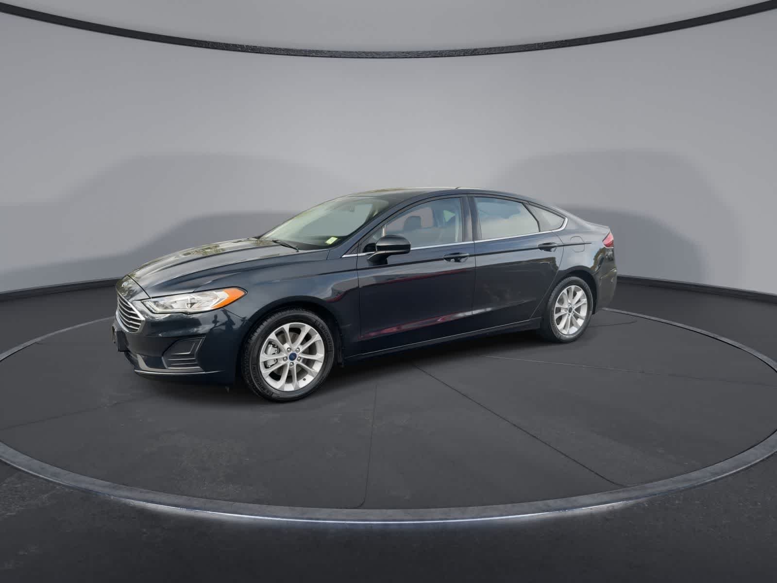 Used 2020 Alto Blue Metallic Tinted Clearcoat Ford SE image 4