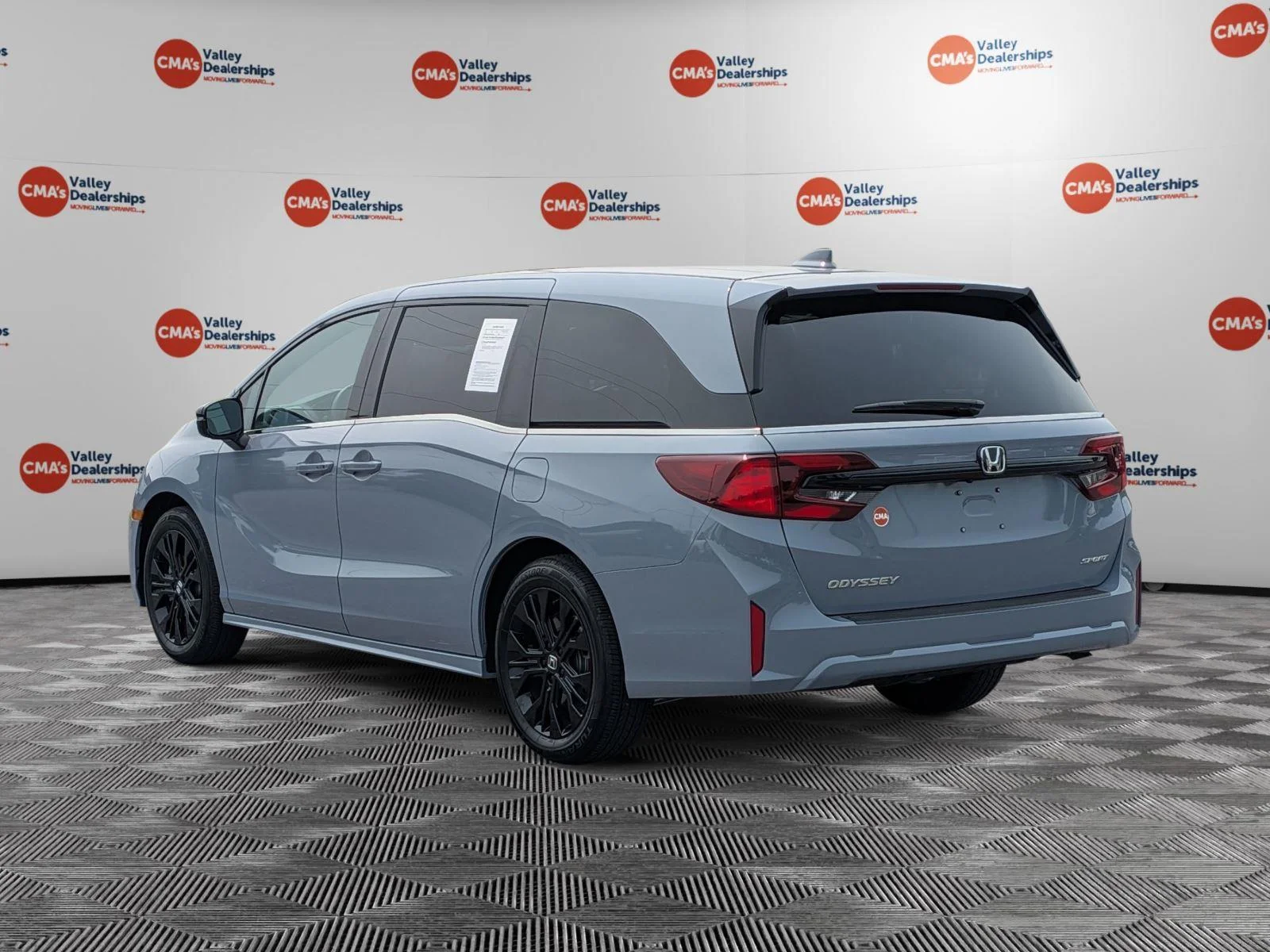 Used 2025 Sonic Gray Pearl Honda Sport-L image 7