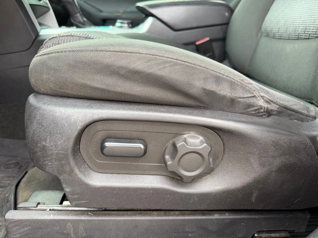 Used 2015  Ford XLT image 17