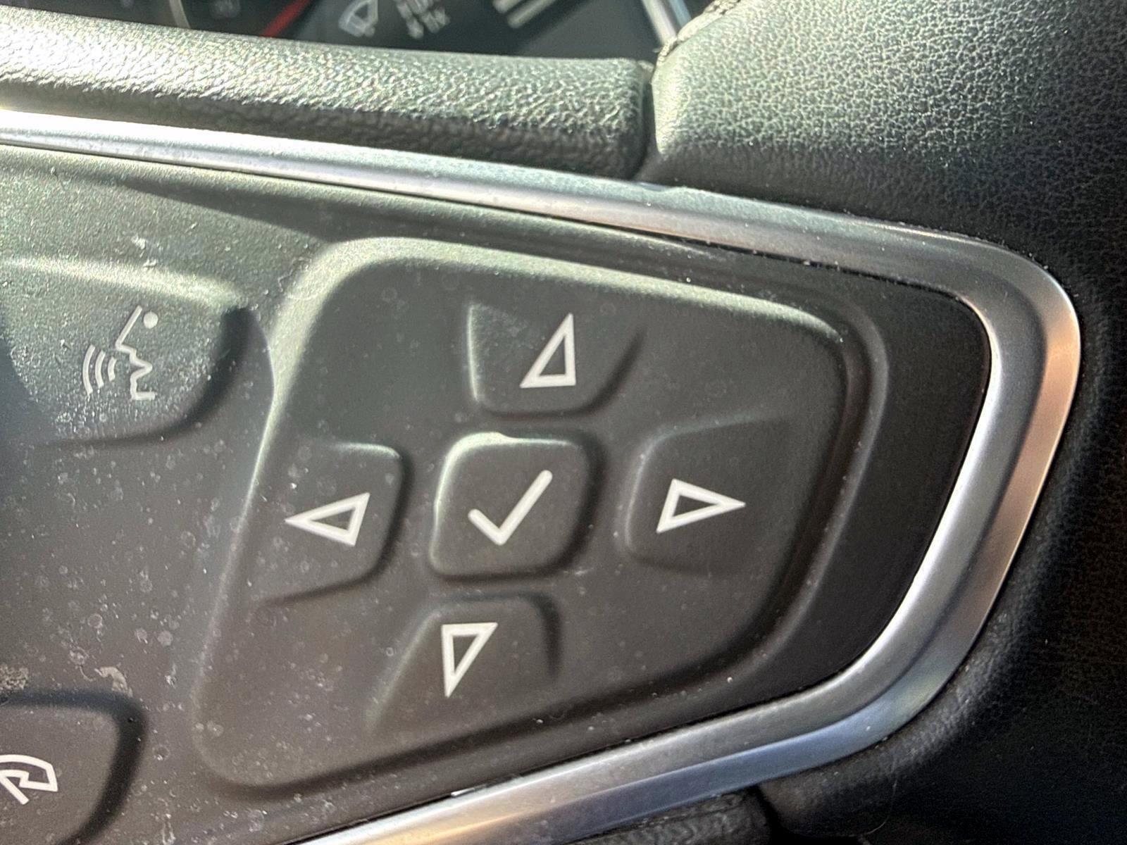 2023 Chevrolet Equinox LT - Photo 19