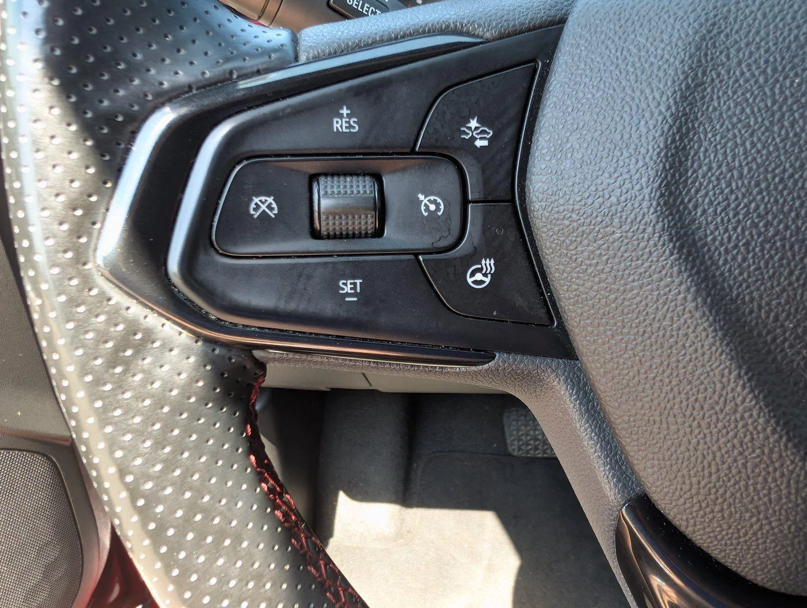 Used 2025 Crimson Metallic Chevrolet 1RS image 22