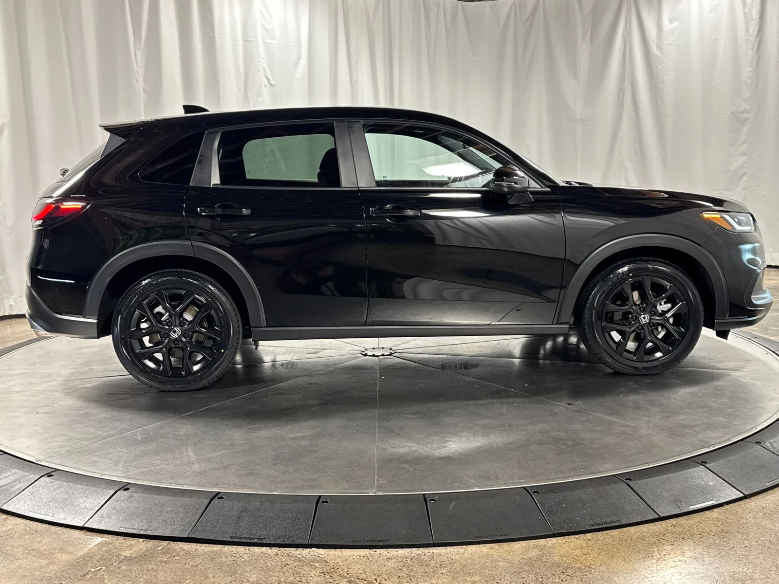 Used 2025 Crystal Black Pearl Honda Sport image 6