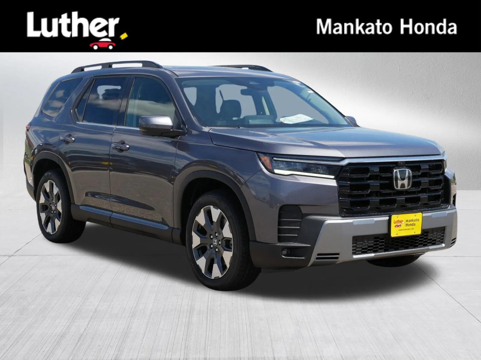 2026 Honda Pilot Touring AWD's photo