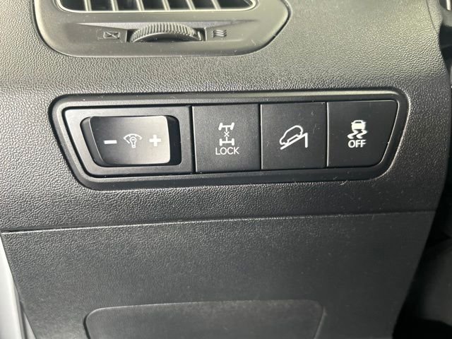 Used 2013 Graphite Gray Hyundai Limited image 10