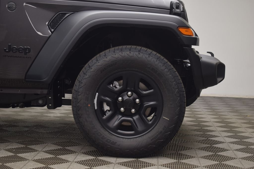 New 2026 Granite Crystal Metallic Clear-Coat Exterior Paint Jeep Sport image 7