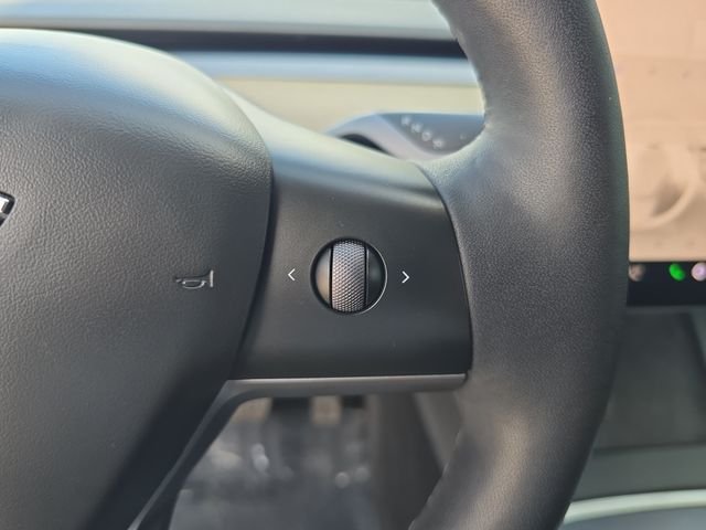 2023 Tesla Model Y Long Range - Photo 25