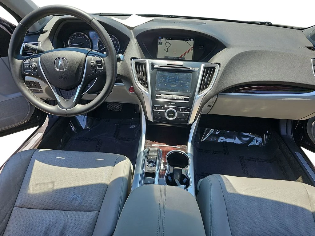 Used 2015  Acura V6 Tech image 9