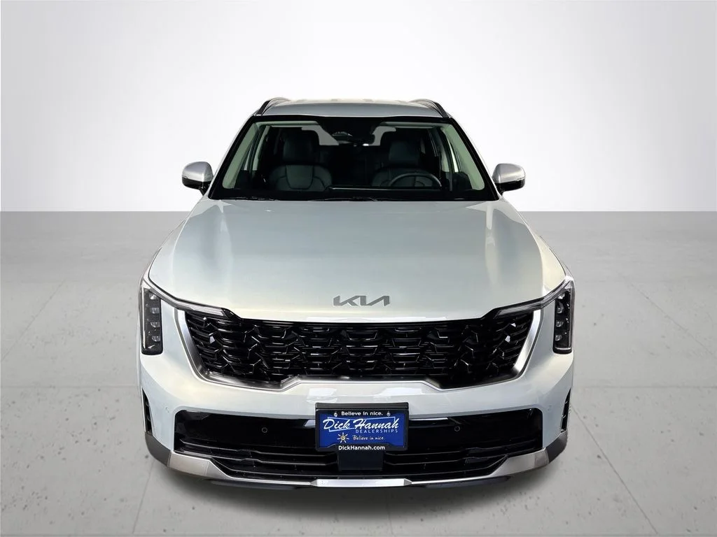 New 2026 Ivory Silver Kia S image 3