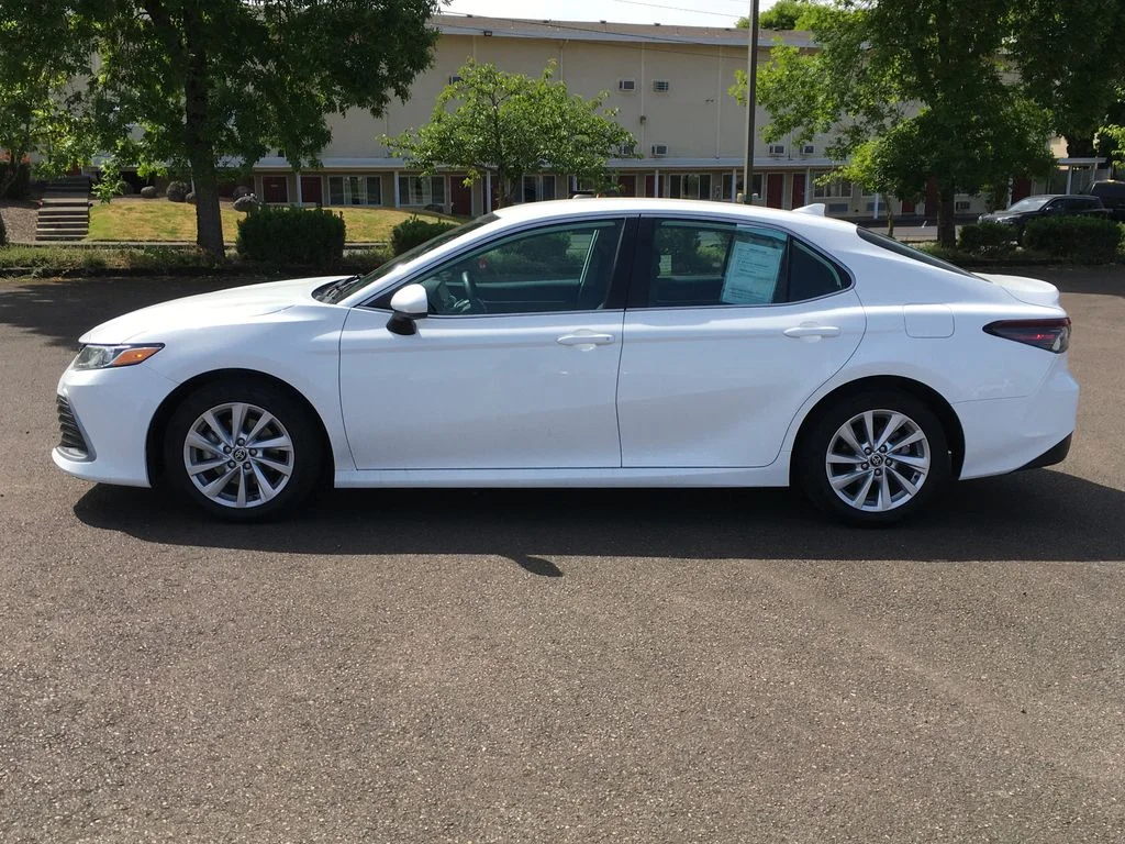 Used 2023 White Toyota LE image 3