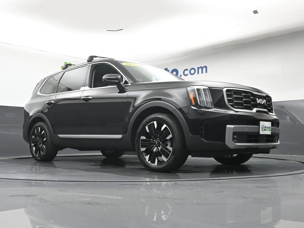 Used 2023 Black Kia SX image 29