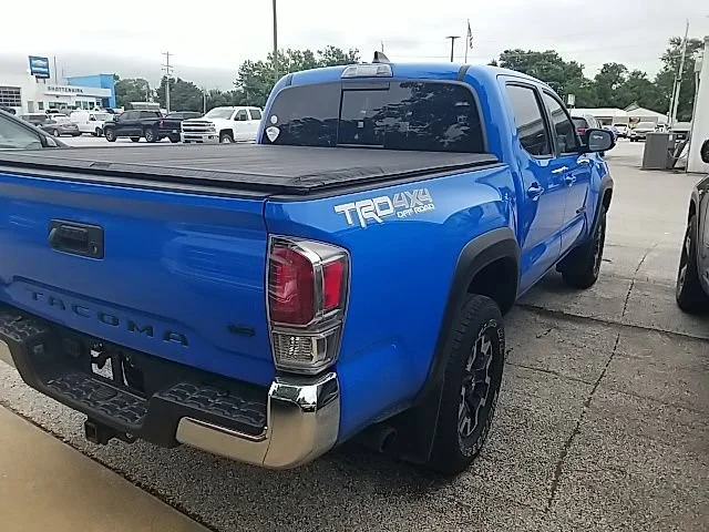 Used 2020 Blue Toyota SR5 image 20