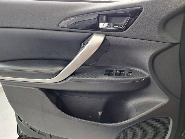 Used 2024 Black Mitsubishi SE image 20