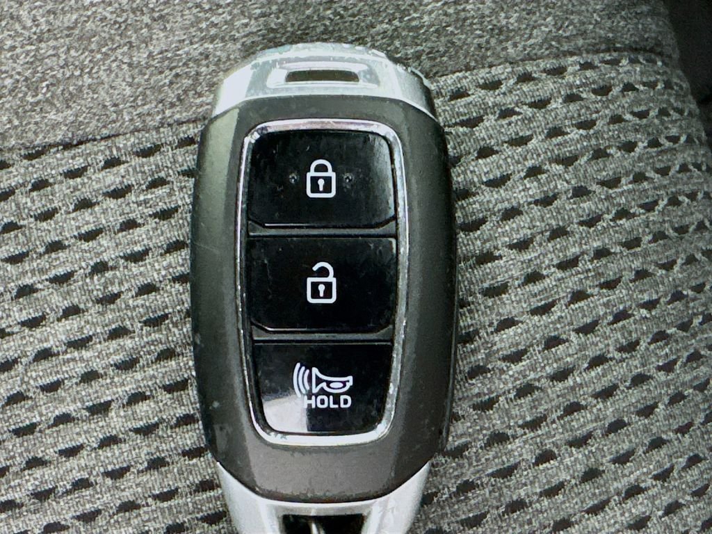 Used 2020 Quartz White Hyundai SEL image 36