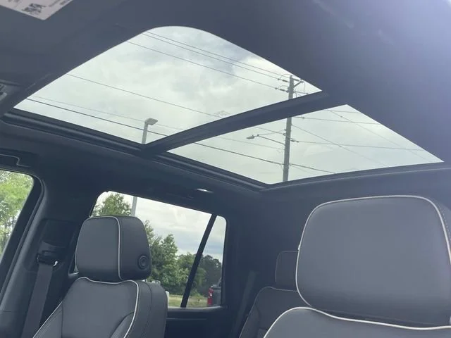 2026 Chevrolet Tahoe Premier - Photo 18