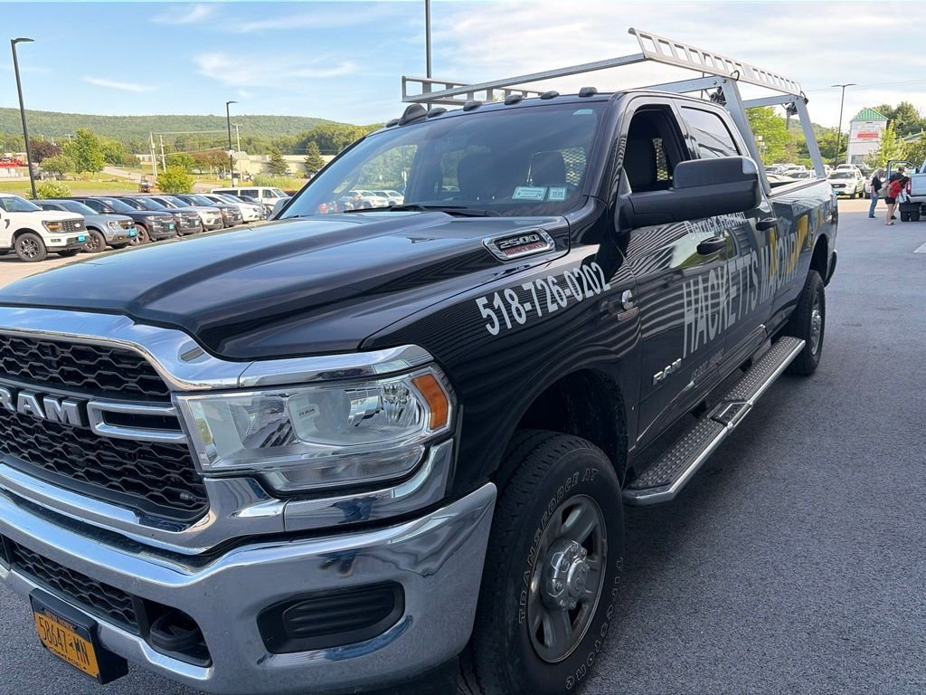 Used 2022 Diamond Black Crystal Pearlcoat Ram Tradesman image 8
