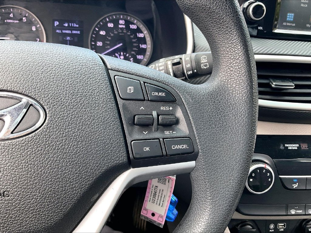 Used 2019 Black Noir Pearl Hyundai SE image 22