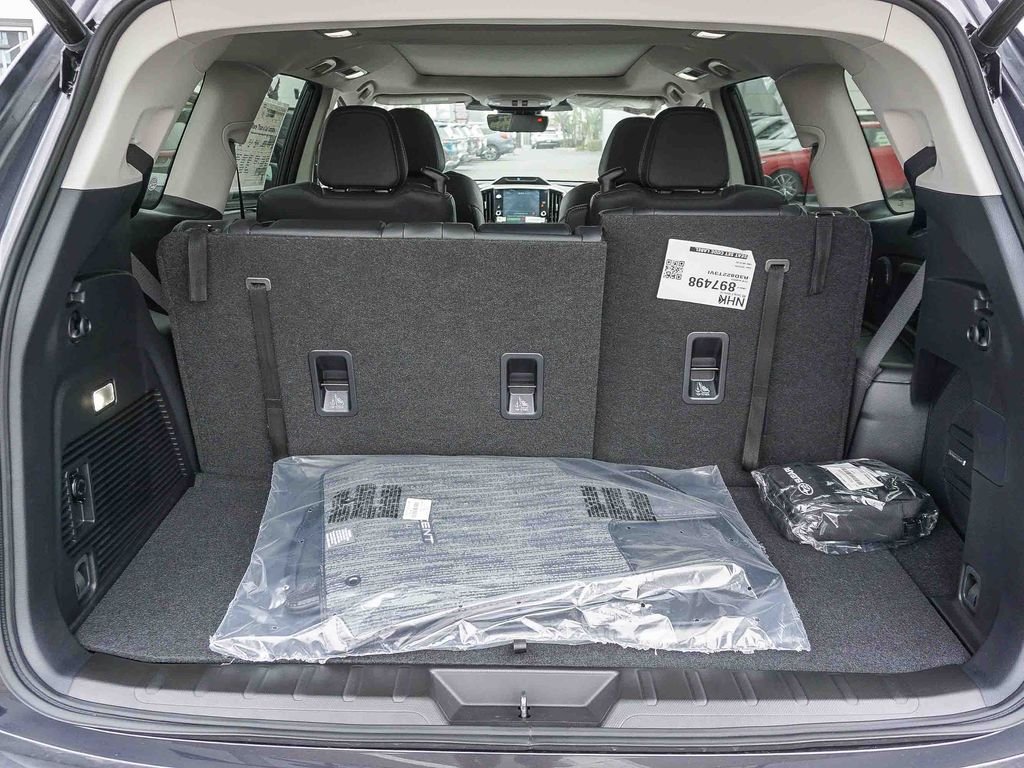 New 2026 MAGNETITE GRAY METALLIC Subaru Limited 7-Passenger image 24