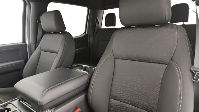 New 2026 Oxford White Ford XLT image 34