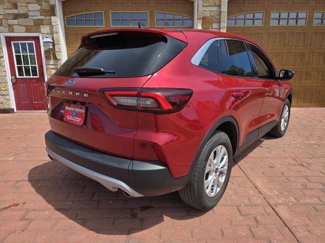 Used 2023 Red FORD ACTIVE image 3