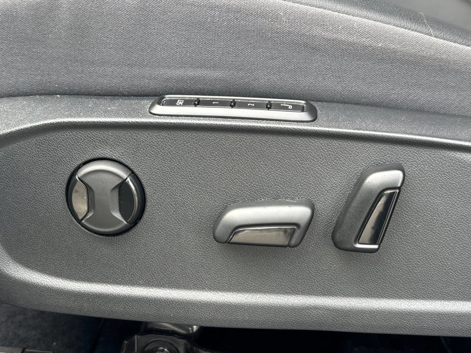 Certified Used 2023 Pure Gray Volkswagen Pro S image 15