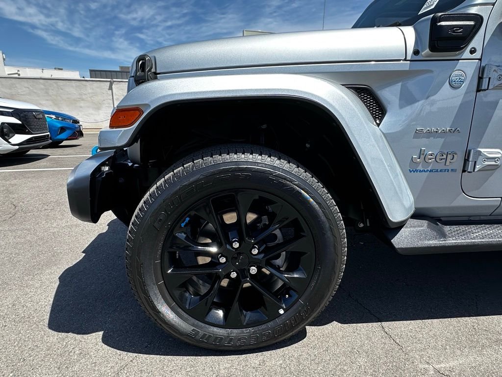 Used 2023 Silver Jeep Sahara 4xe image 10