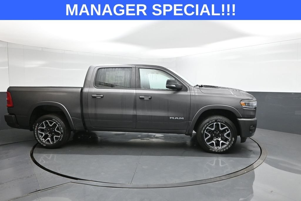 New 2026 Granite Crystal Metallic Clear-Coat Exterior Paint RAM Laramie image 26