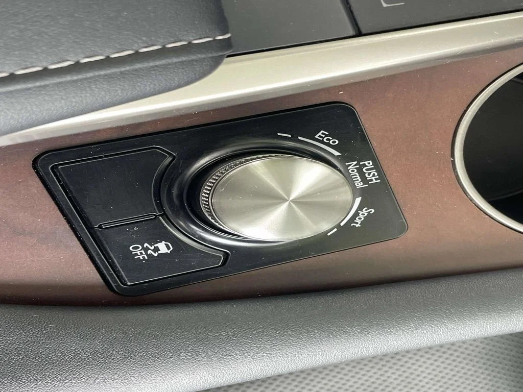 Used 2020 Silver Lexus 350 image 26
