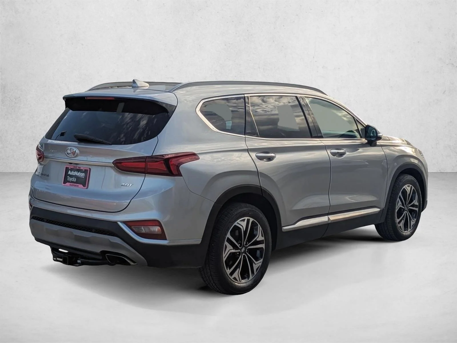 Used 2020 Shimmering Silver Pearl Hyundai SEL image 5