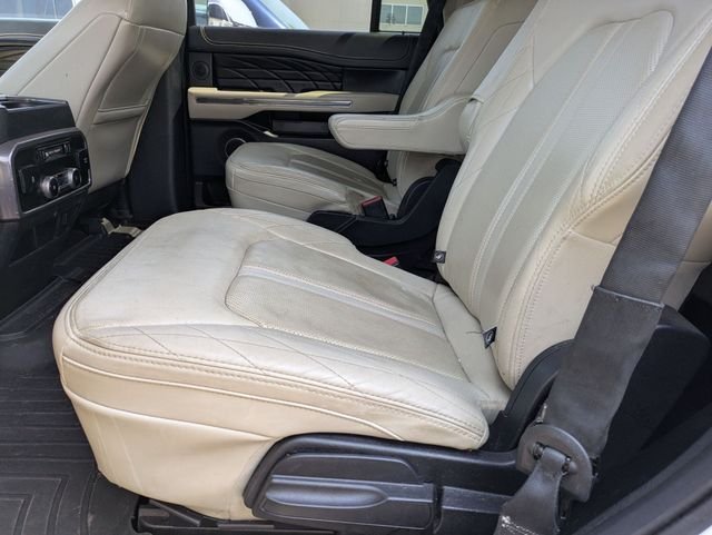 Used 2020 White Ford Platinum image 26