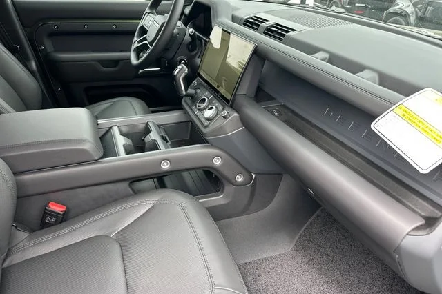 New 2026 Woolstone Green Land Rover S image 14