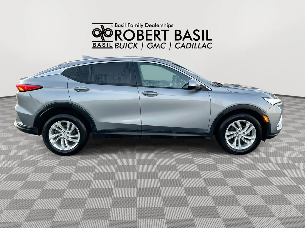Used 2024 Moonstone Gray Metallic Buick Preferred image 9