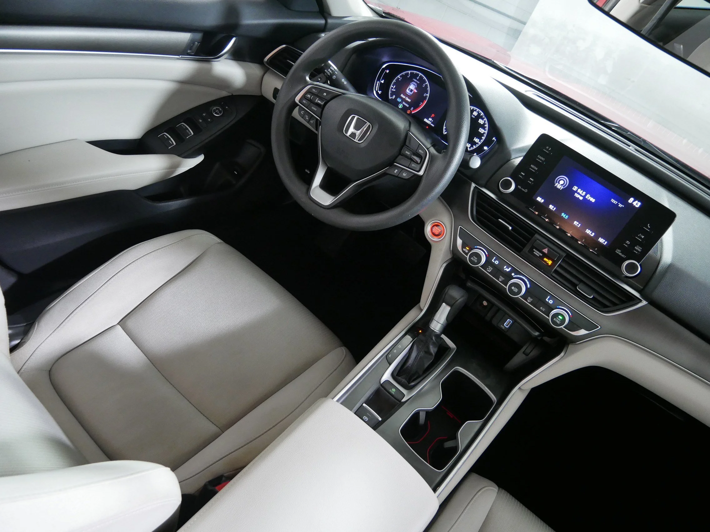 Used 2018 Radiant Red Metallic Honda LX 1.5T image 9