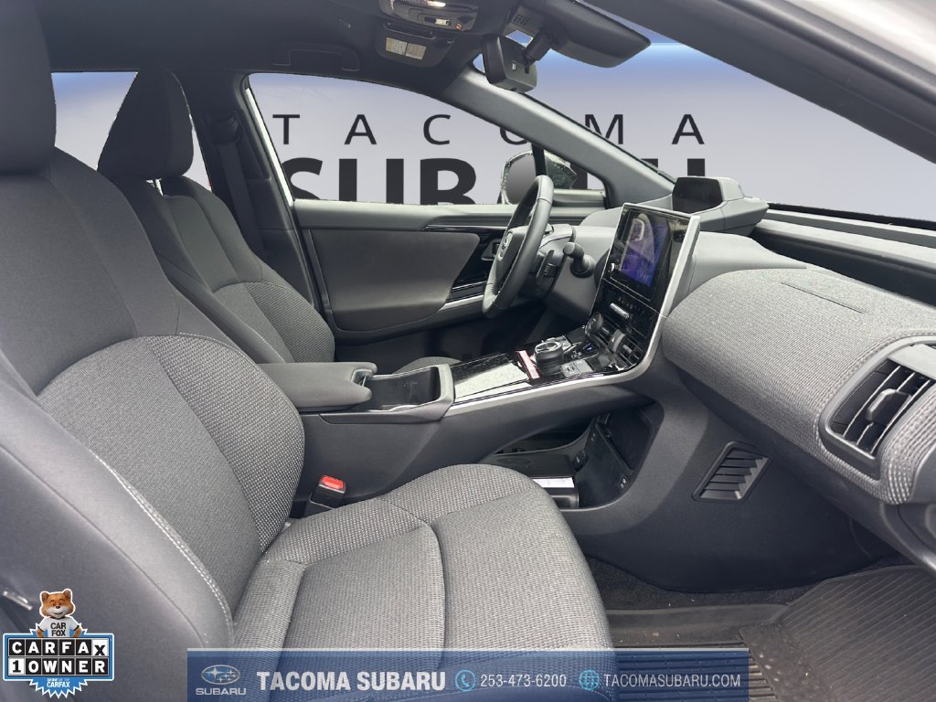 Used 2023 White Subaru Premium image 17