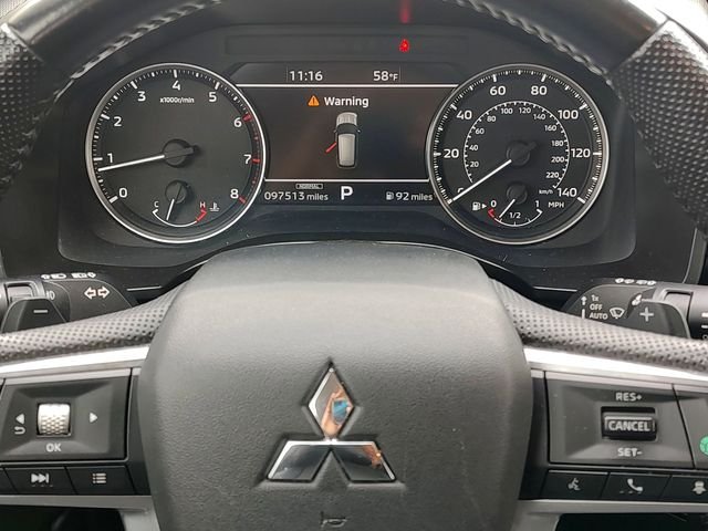 Used 2023 Silver Mitsubishi SE image 12