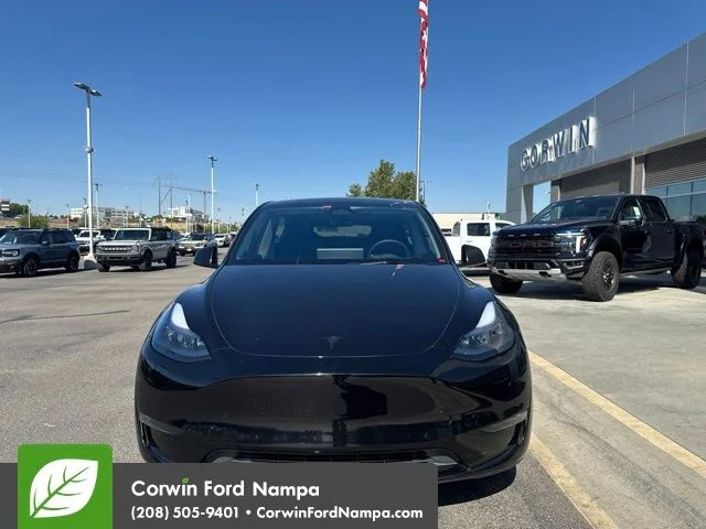 Used 2025 Black Tesla  image 2