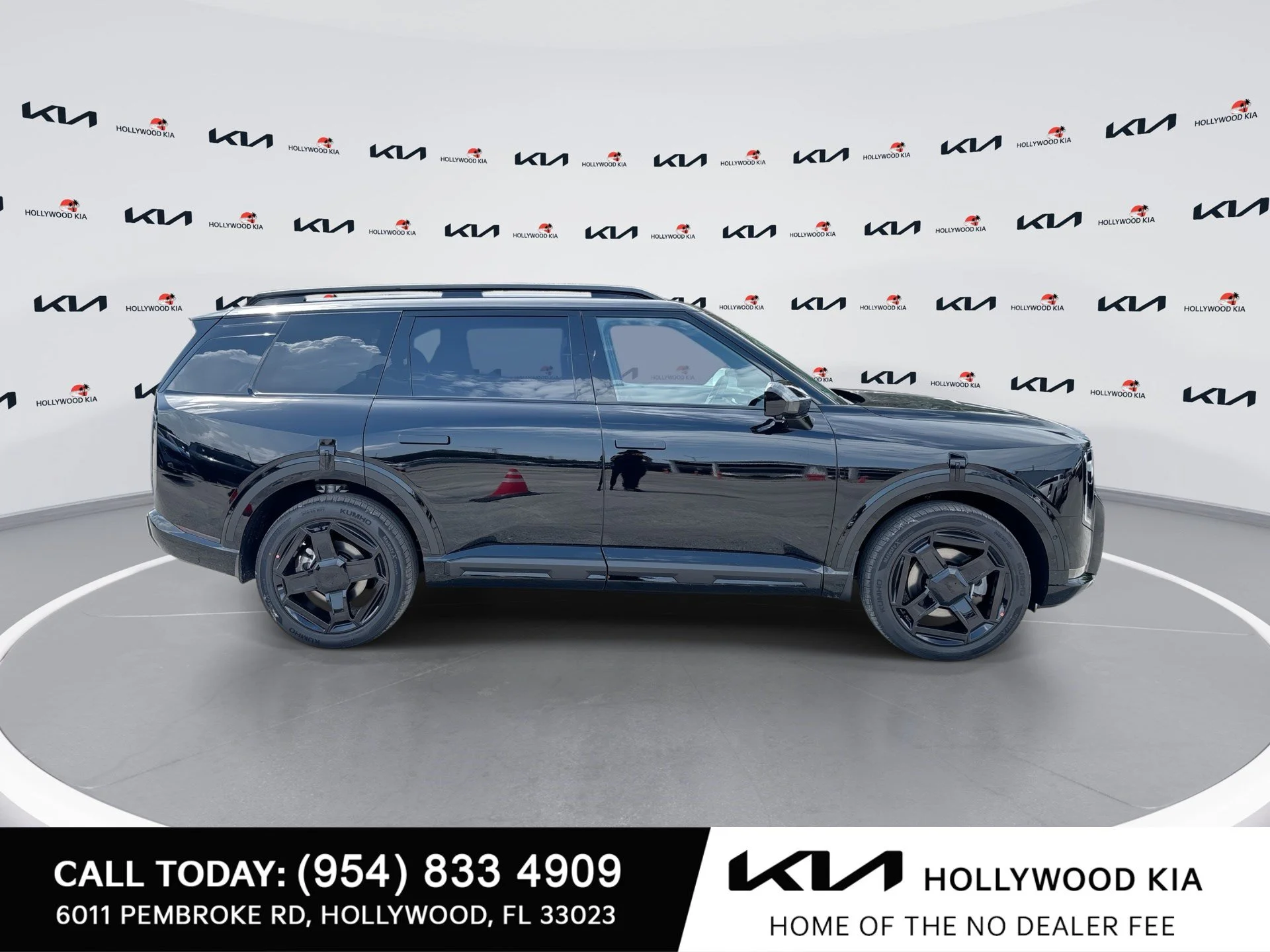 New 2027 Ebony Black Kia X-LINE SX PRESTIGE image 9