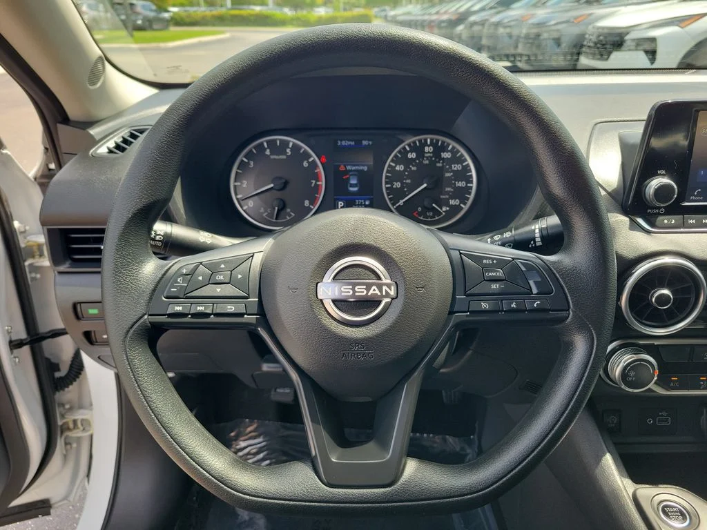 Certified Used 2025 White Nissan S image 26