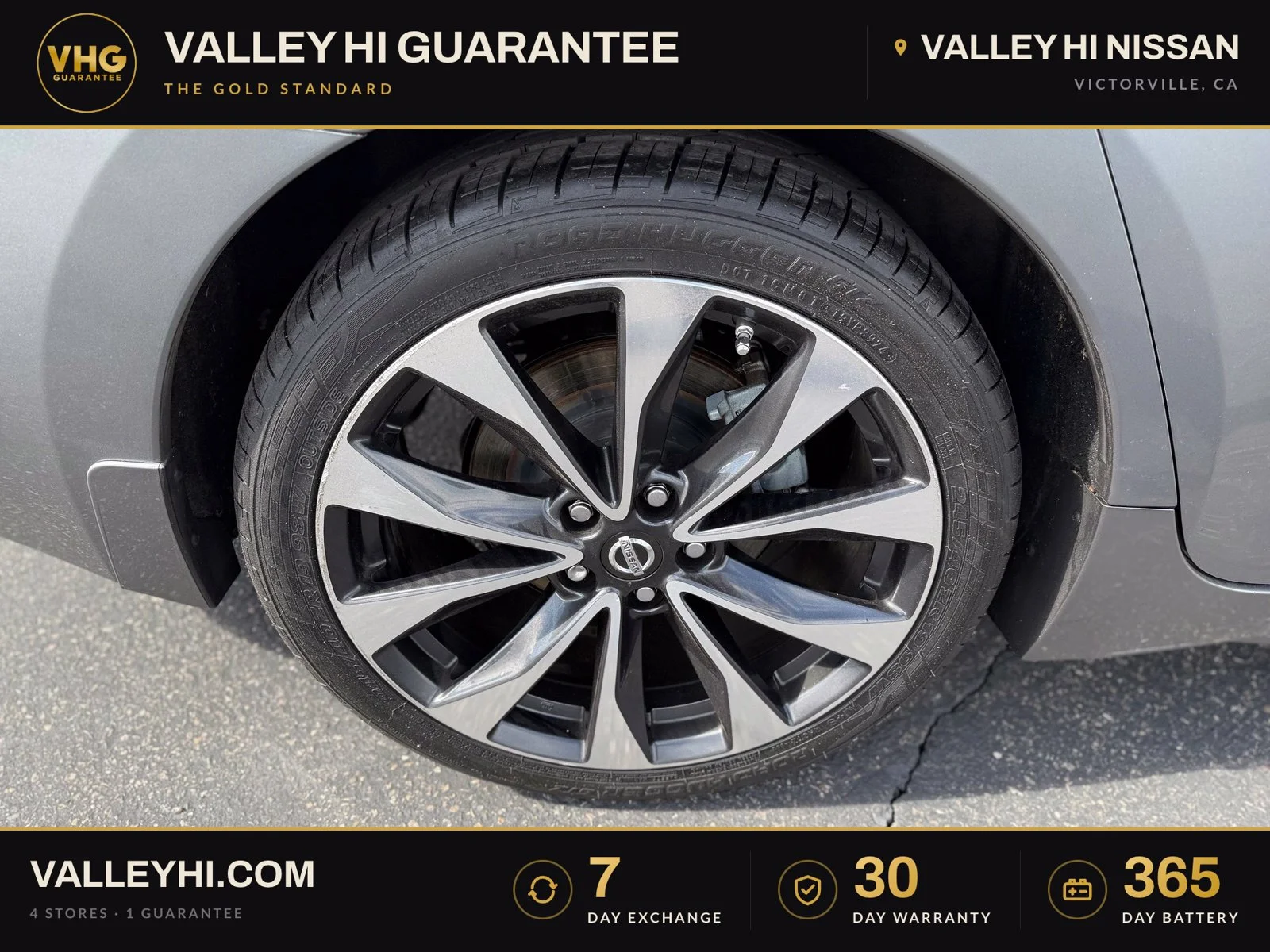 Used 2016 Gray Nissan SR image 10