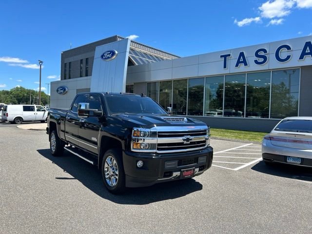 Used 2019 Black Chevrolet High Country image 1