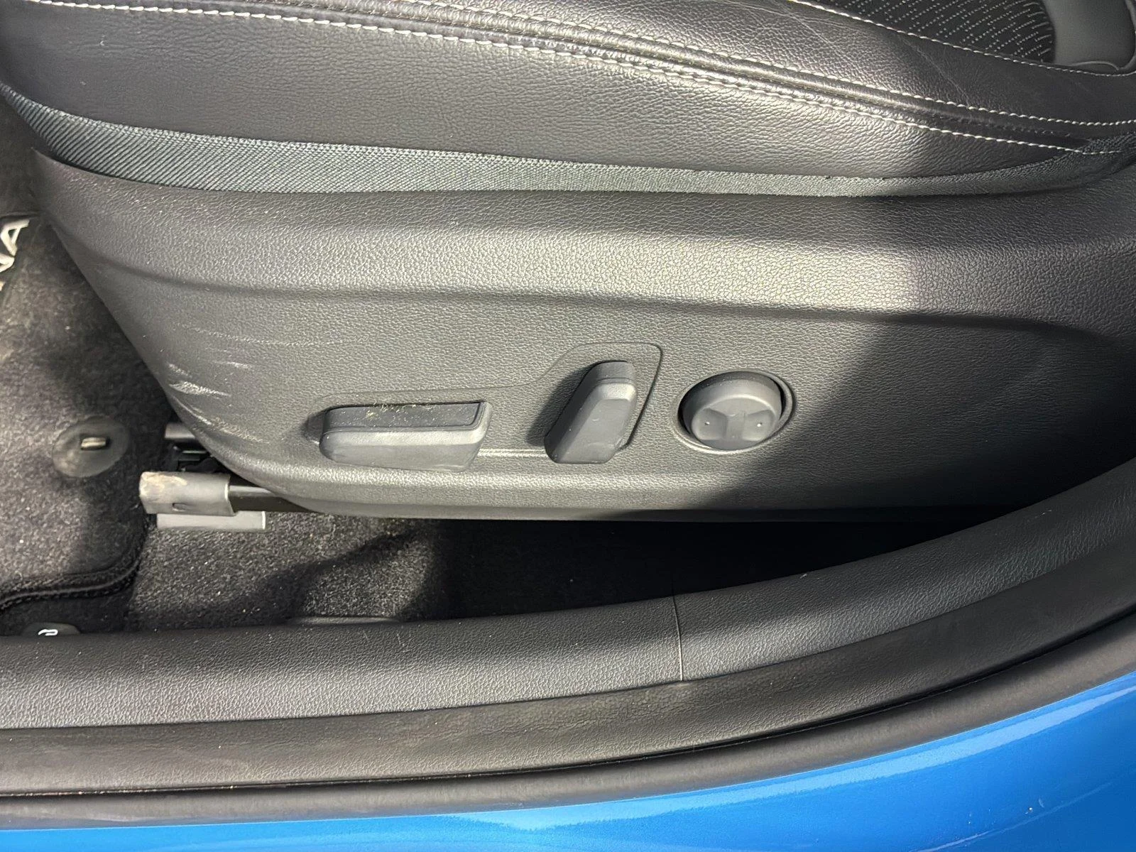 Used 2020 Surf Blue Hyundai Ultimate image 18