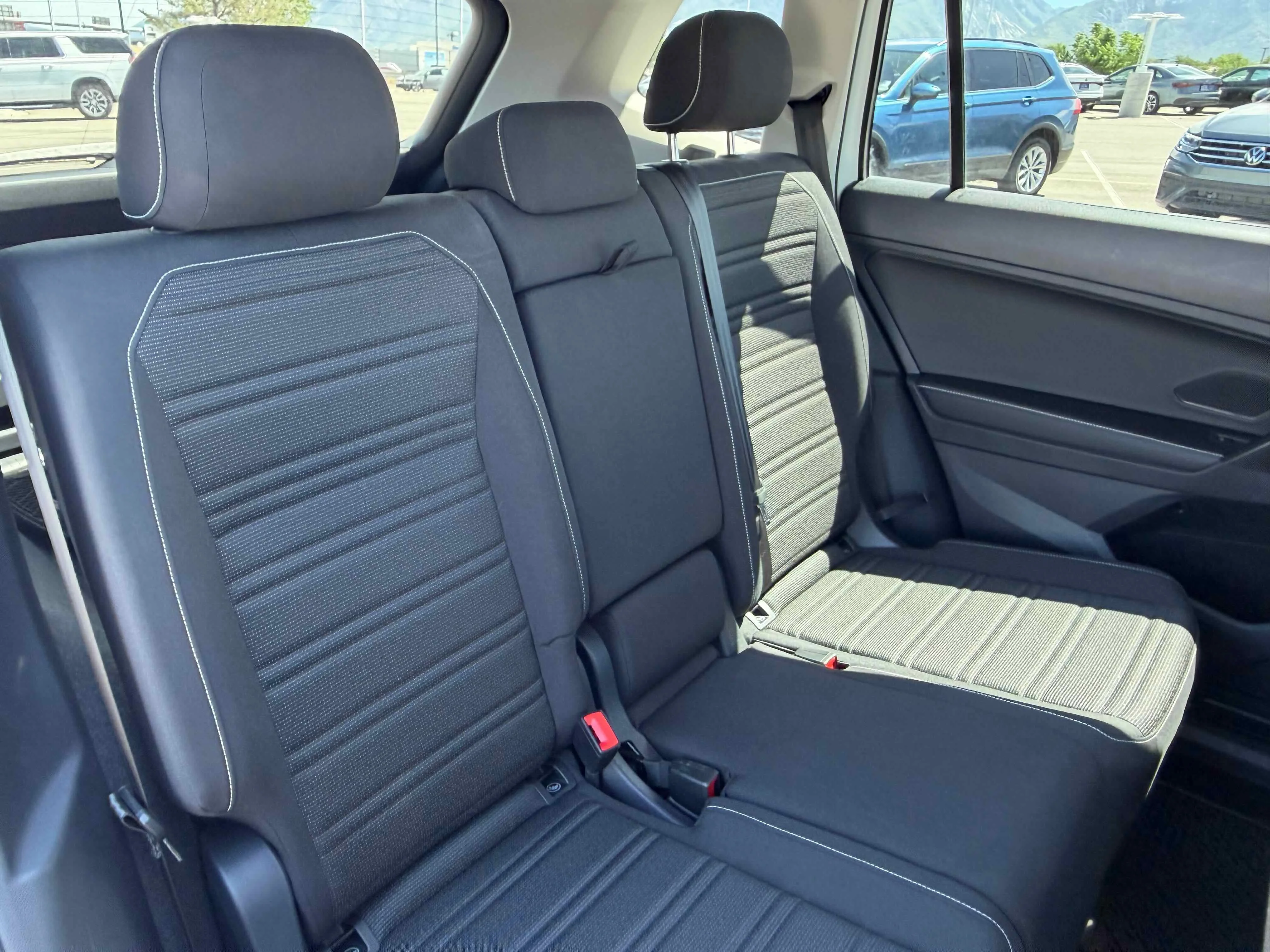 Used 2023 Pure White Volkswagen S image 30
